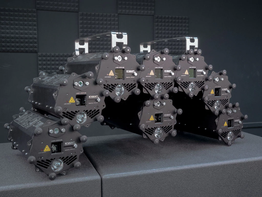 組み合わせ中なレーザー　バーストベリークラスター