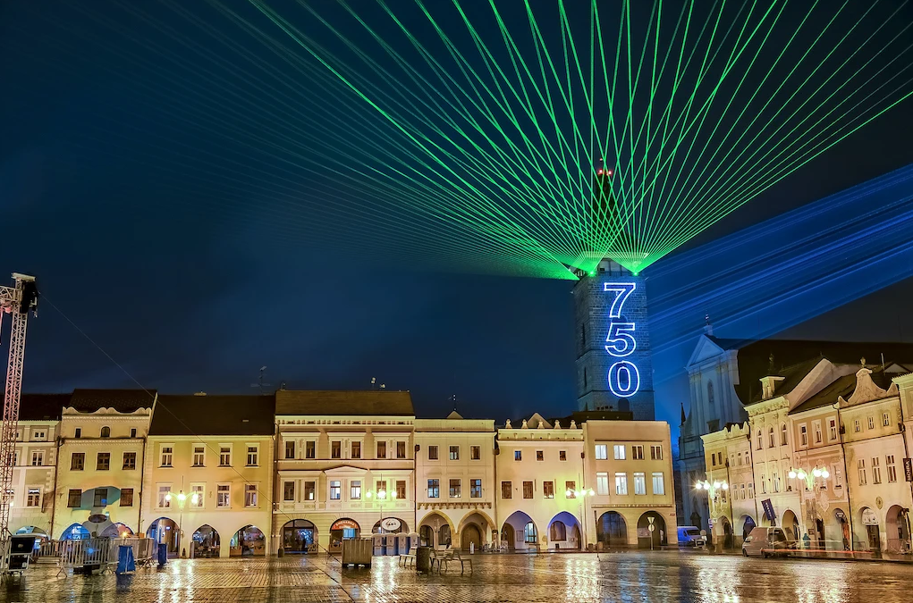 建物とレーザー　KVANT Laser Architecture