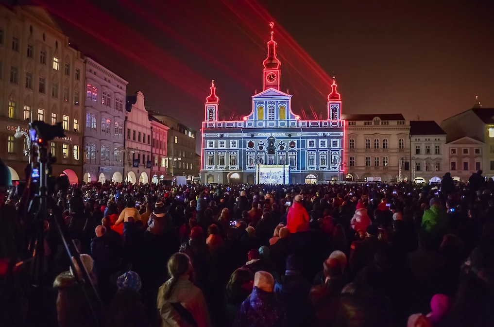 建物とレーザー　KVANT Laser Architecture