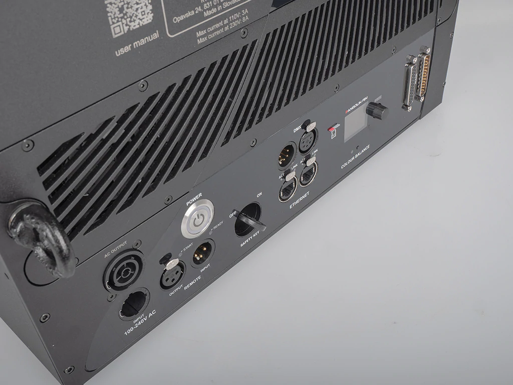 KVANT K35RGBS_Beambrush　35Wフルカラーレーザー　レーザーのビームを太くできる。